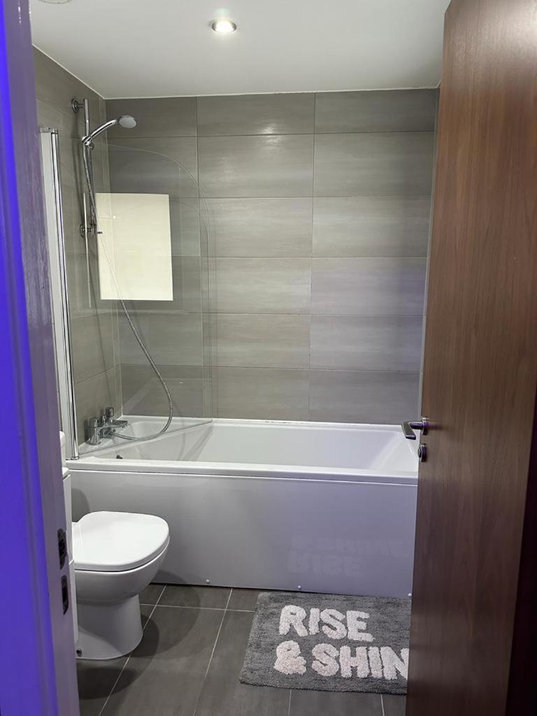 ברמינגהאם Luxury 9Ine Beautiful Bull Ring Apartment Free Parking מראה חיצוני תמונה
